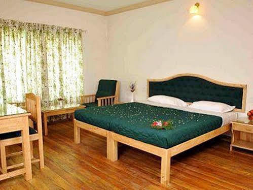 Camp Noel Hotel Мунар Стая снимка